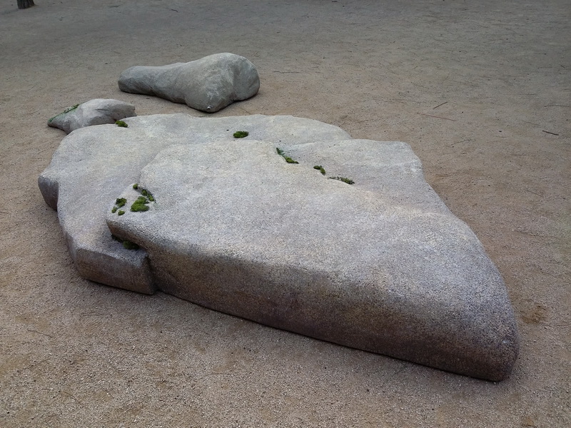 piedra musgo replica porex 40x317x180 (100eu.) 38x147x68 (50eu.) 23x80x51 (35eu.) 1u